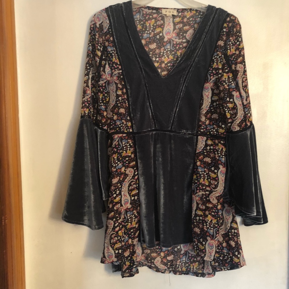 POL top size small